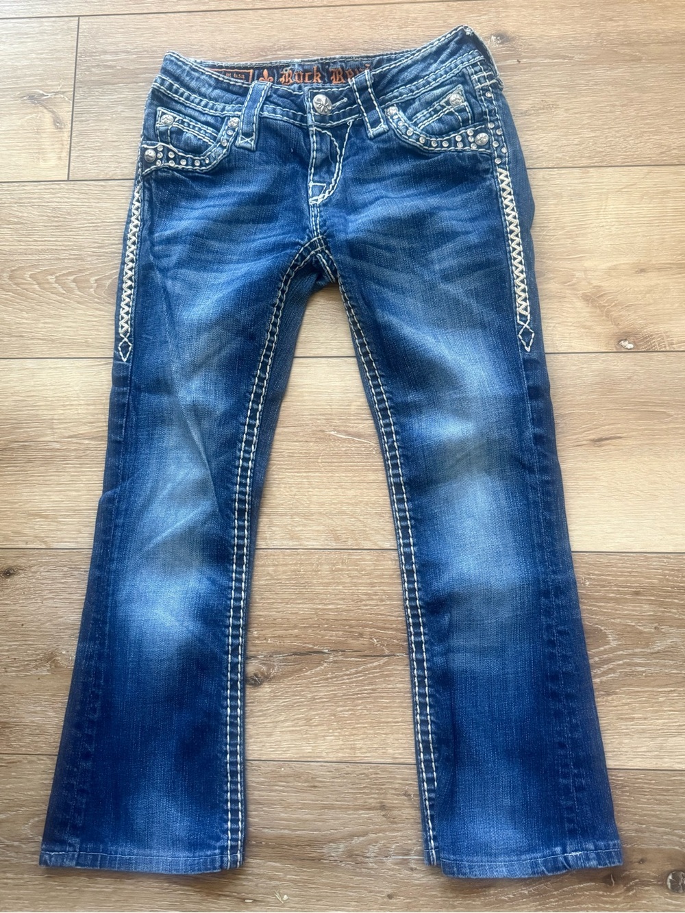 Rock Revival 23 Elaina Easy Boot
Jeans